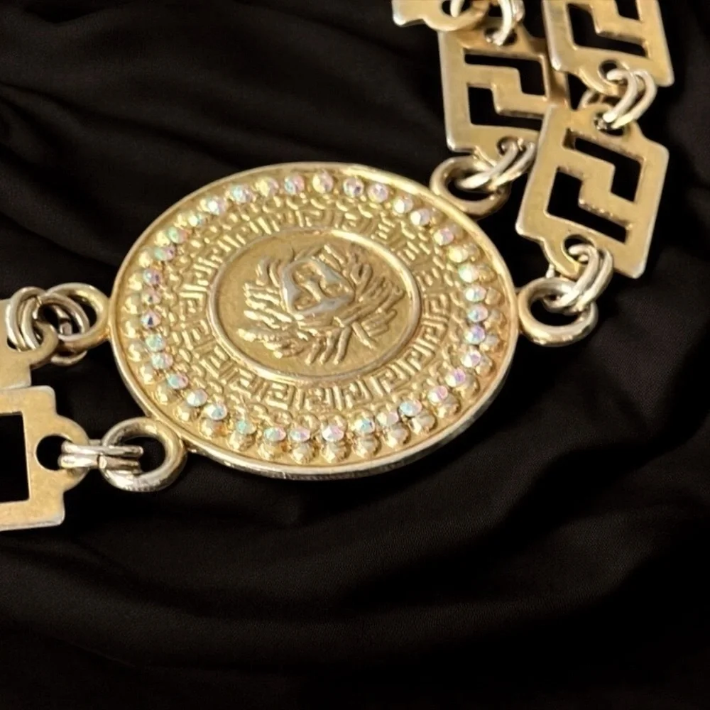 Gold tone Luxurious Metallic belt